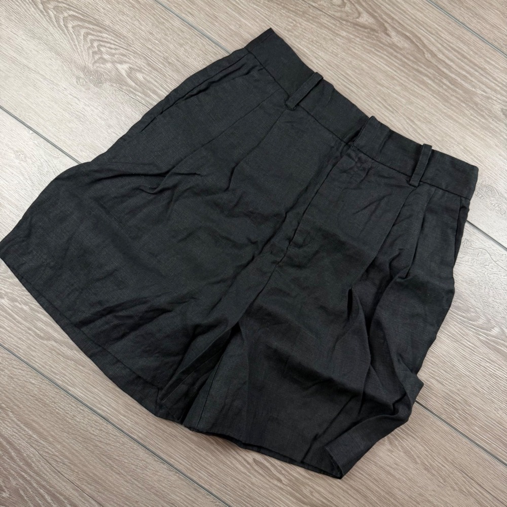 Oak + Fort Womens Pleated 100% Linen Shorts Black 4